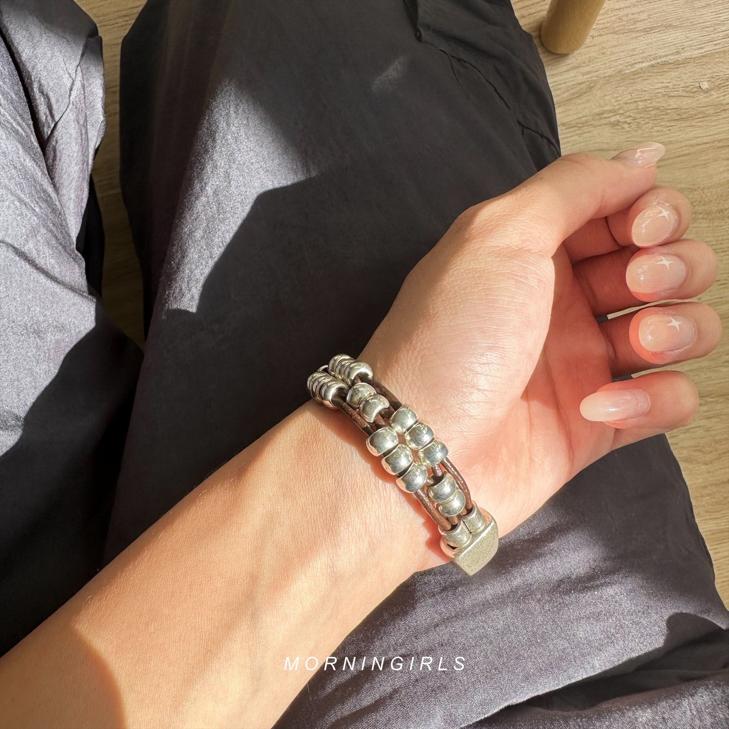 Otro Accesorio 西班牙手工飾物 - Flower Leather Bracelet