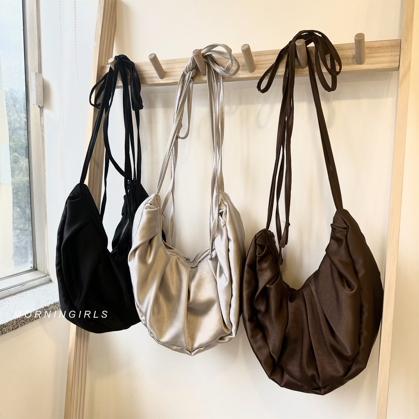 KOREA可愛滑身餃子袋 3色入 [門市搬遷清貨限時優惠$149!]