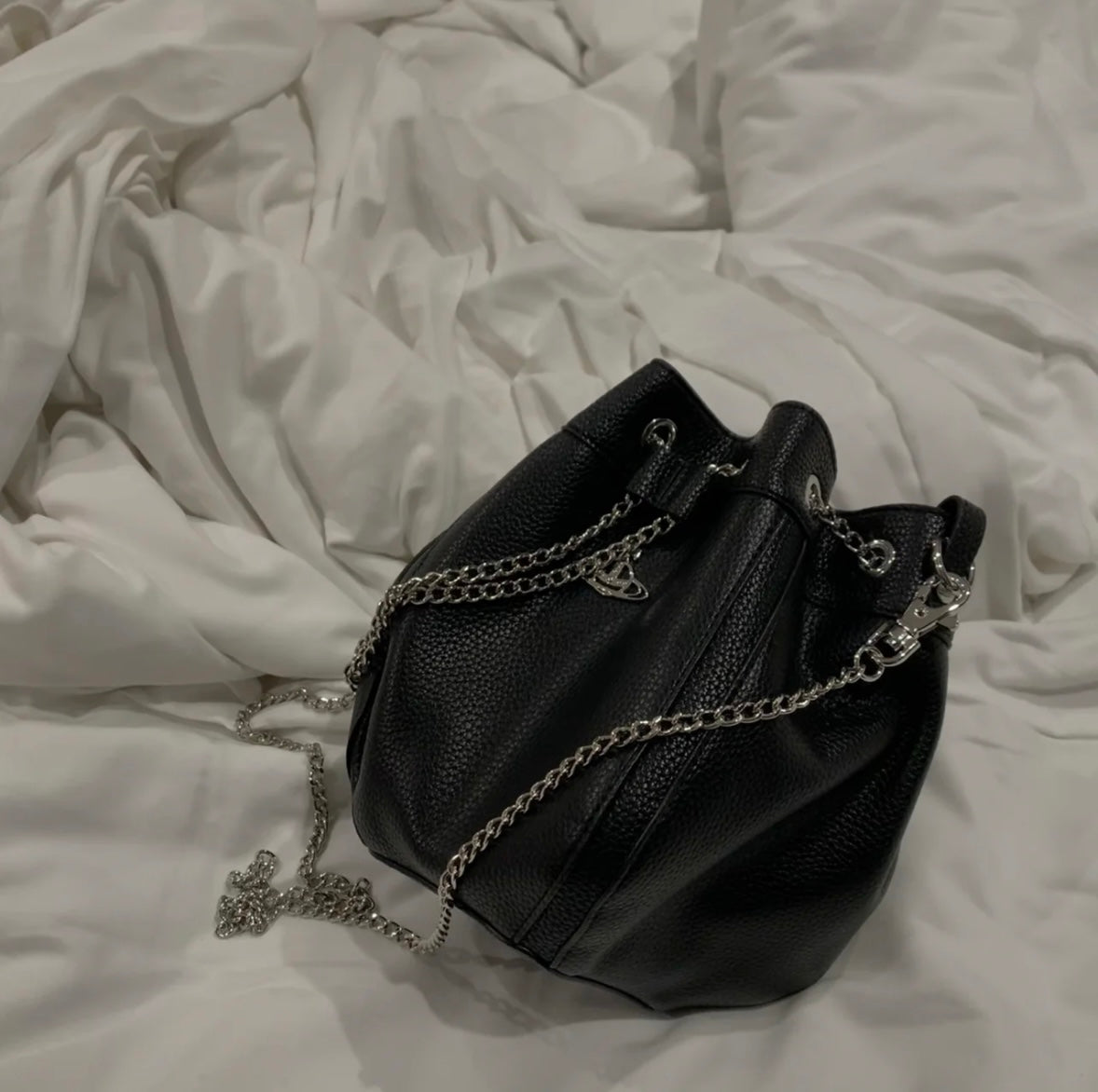 Vivienne Westwood Chrissy Small Bucket Bag 經典水桶袋