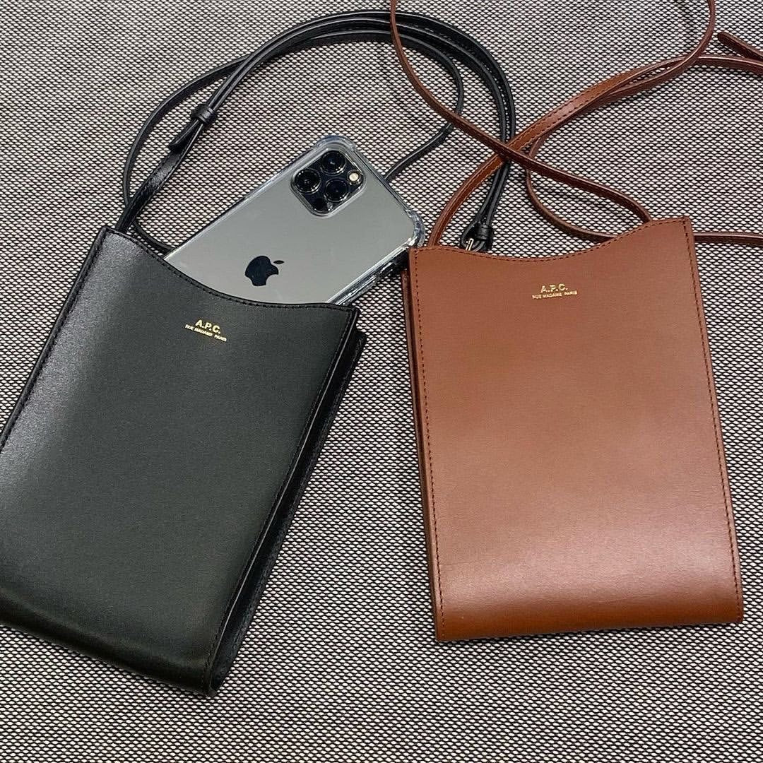 A.P.C. Jamie Neck Pouch 電話包